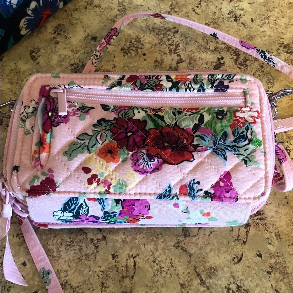 Vera Bradley Bundle - Picture 6 of 7